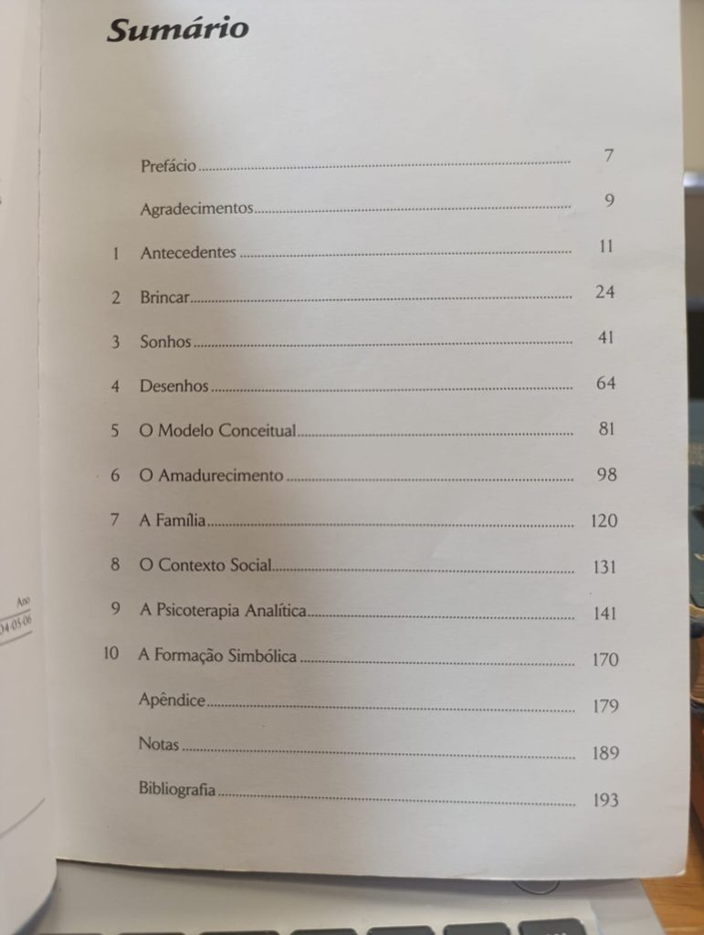 36518-771x1024 Indicação de livros sobre Psicoterapia Infantil