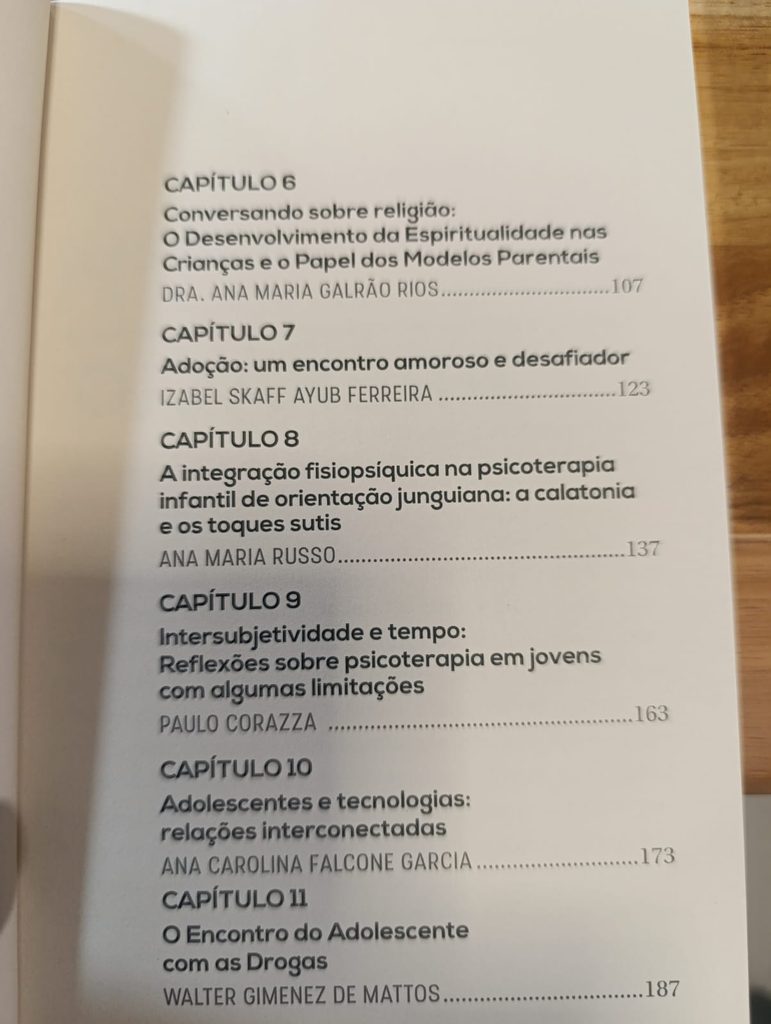 36643-771x1024 Indicação de livros sobre Psicoterapia Infantil